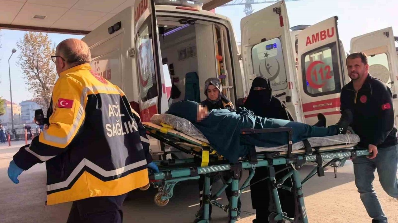 Bir zehirlenme vakası daha: 3 kişilik aile yedikleri tavuktan hastanelik oldu!