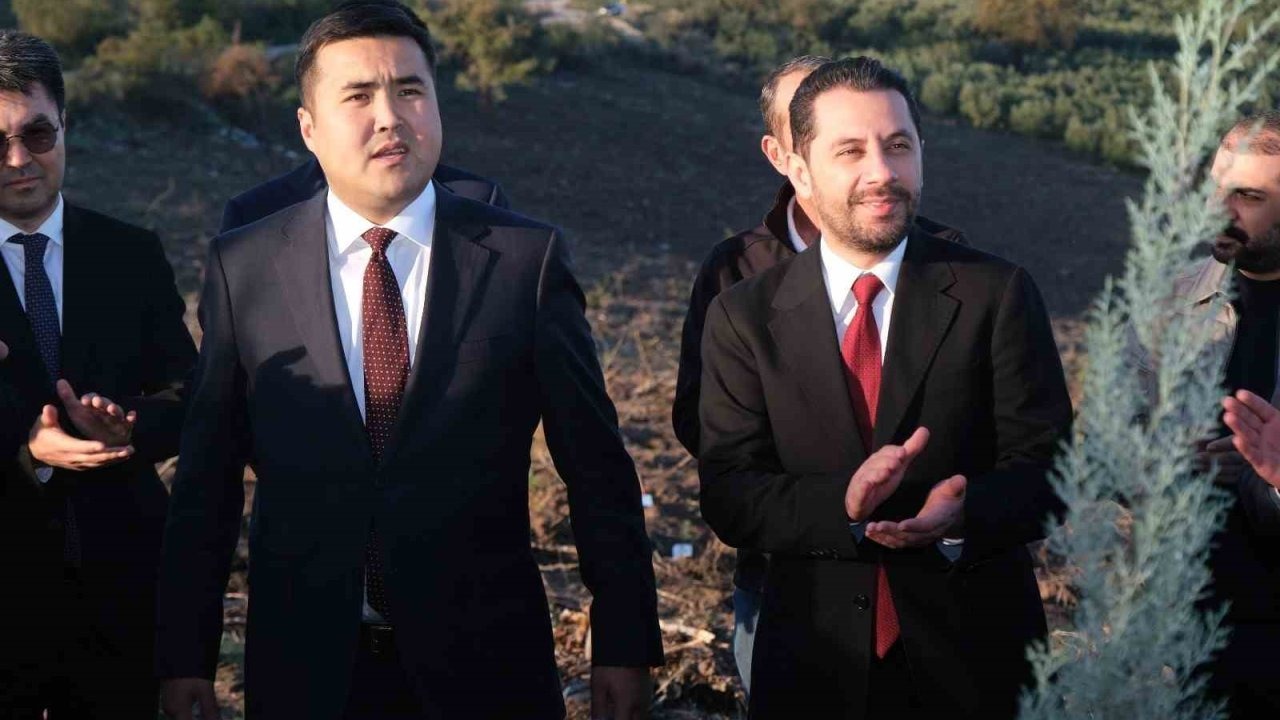 Kırgızistan-Türkiye dostluk ilişkileri fidanlarla kök saldı