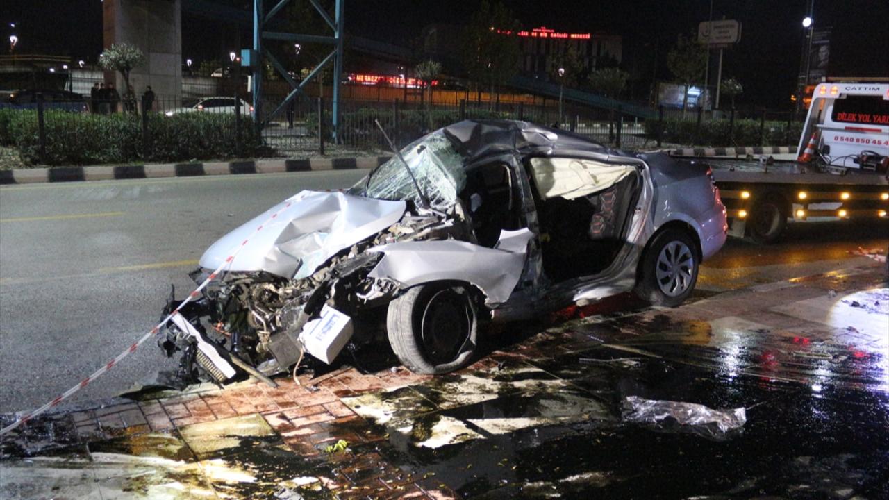 Manisa'da feci kaza: 1 ölü, 3 ağır yaralı!