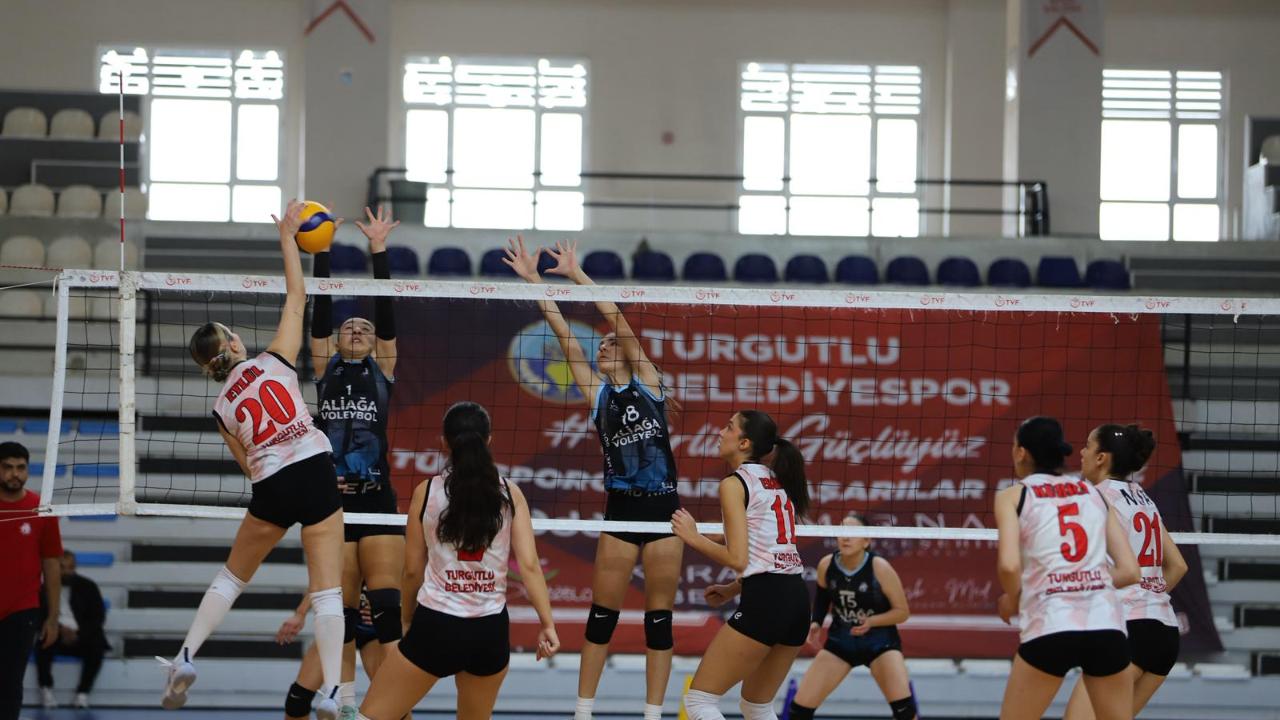 Turgutlu Belediyespor Kadın Voleybol Takımı, Türkoğluspor’u Ağırlayacak