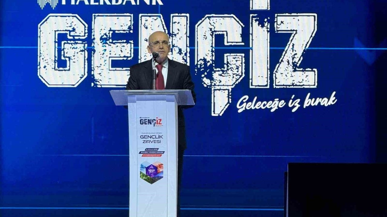 Bakan Şimşek: ‘‘Enflasyon düşüyor ve düşmeye devam edecek’’