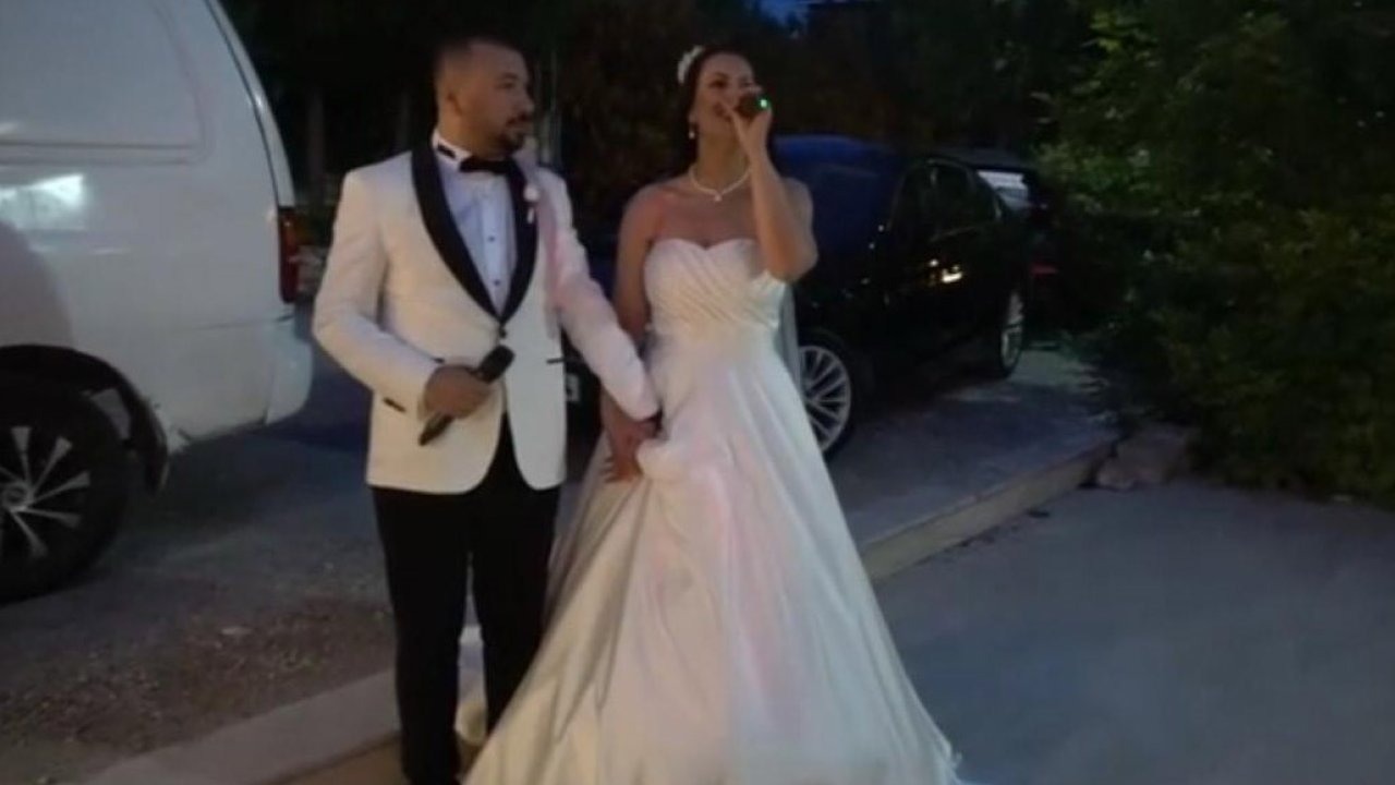 Düğünlerinde söyledikleri şarkı başlarına bela oldu!