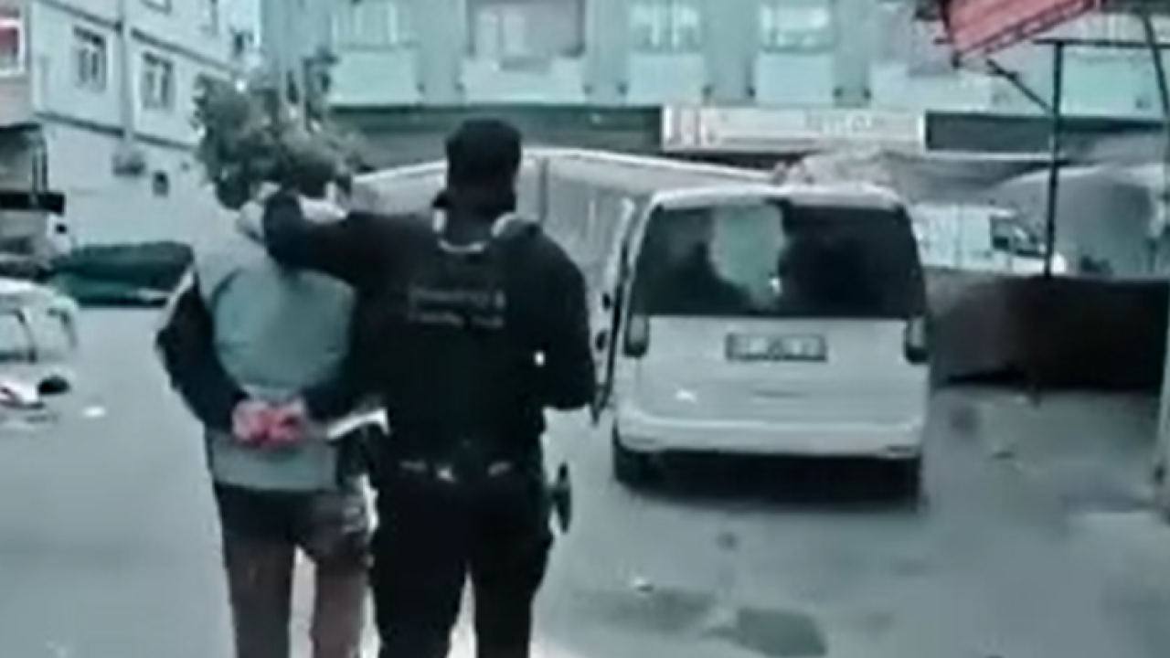 Manisa ve 32 ilde DEAŞ'a yönelik operasyon: 33 gözaltı!