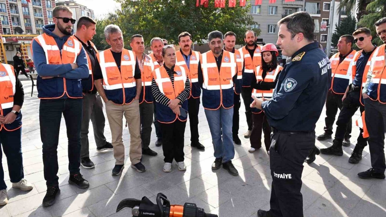 Manisa’da ’Mahalle afet gönüllüleri’ projesi hayata geçiyor