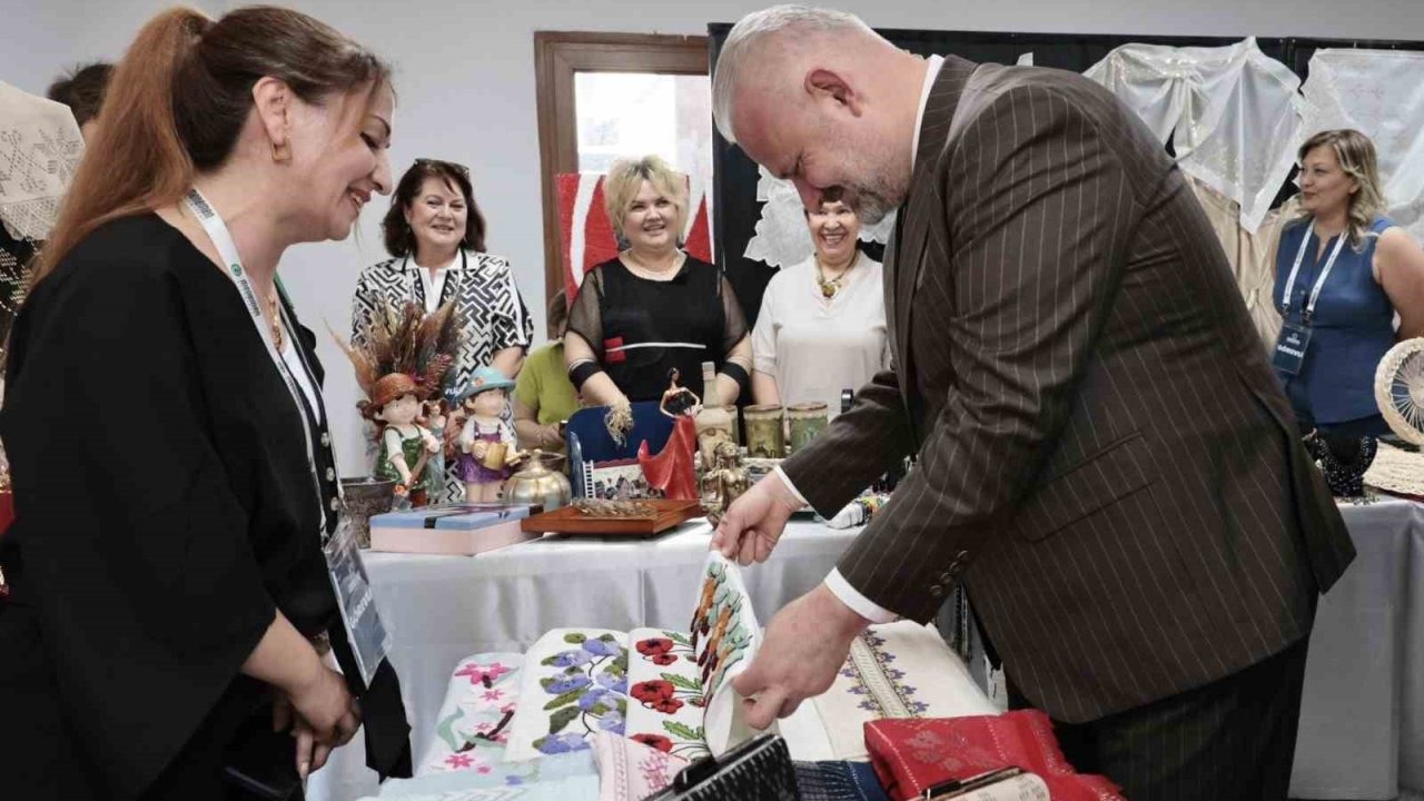 Menemen’de ücretsiz hizmetler 100’e ulaştı