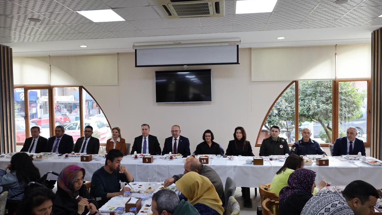 Turgutlu Bedensel Engelliler Derneği Kahvaltı Programı Düzenledi