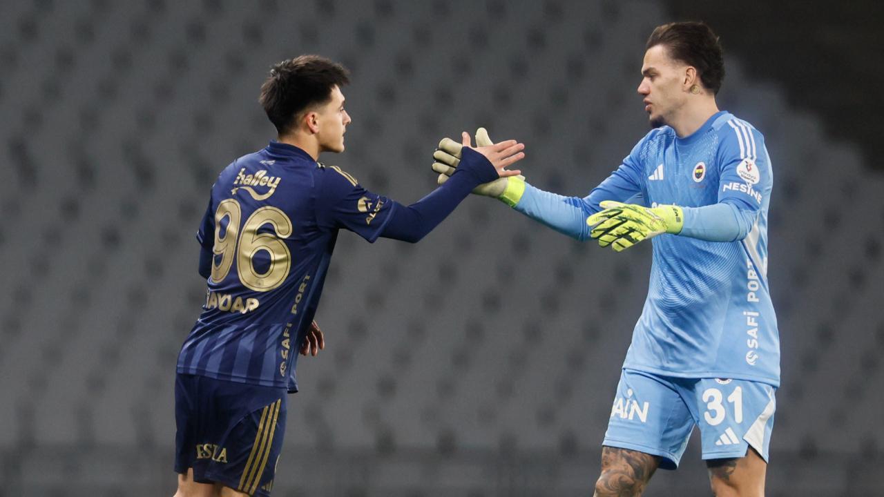 Turgutlulu Haydar Karataş Fenerbahçe tarihine geçti!