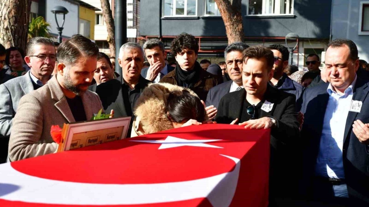 Manisa Büyükşehir Belediyesinde bir acı kayıp daha, son yolculuğuna uğurlandı