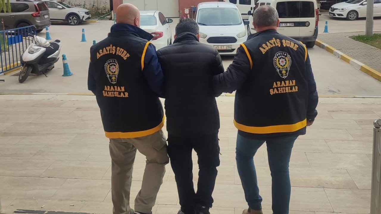 Manisa’da 18 Yıl Hapis Cezasıyla 7 Ayrı Yakalanması Vardı: Firari Yakalandı!