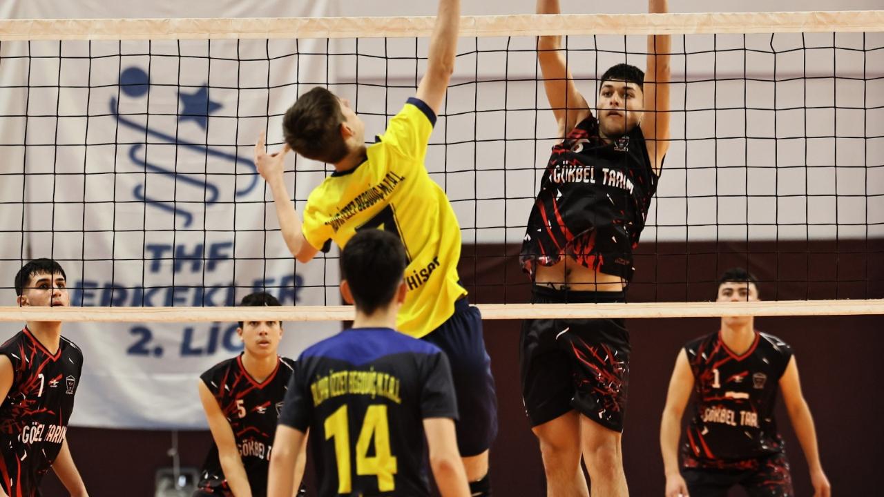 Manisa'da okul sporları voleybol gençler müsabakaları başladı