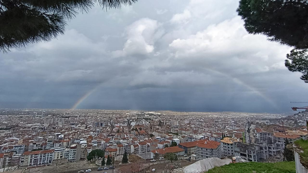 Manisa’da Yağmur Sonrası Kartpostallık Manzaralar ortaya çıktı