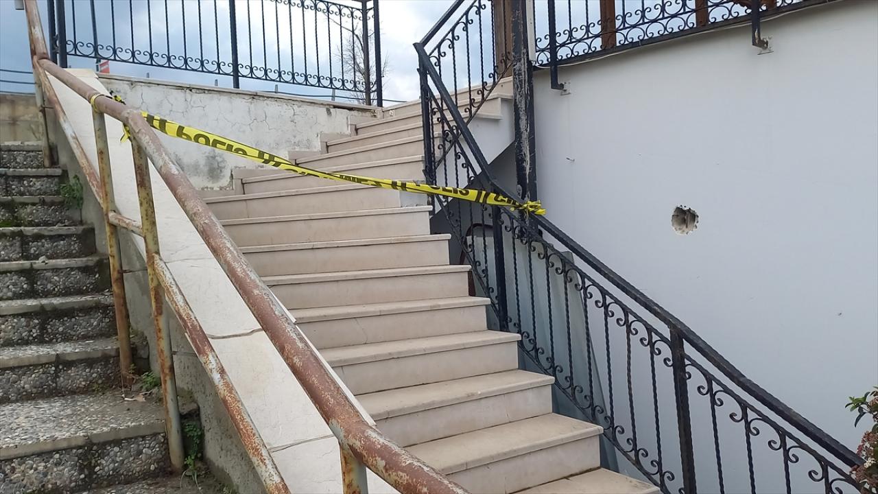 Merdivenden düştüğü iddia edilen kişi öldü