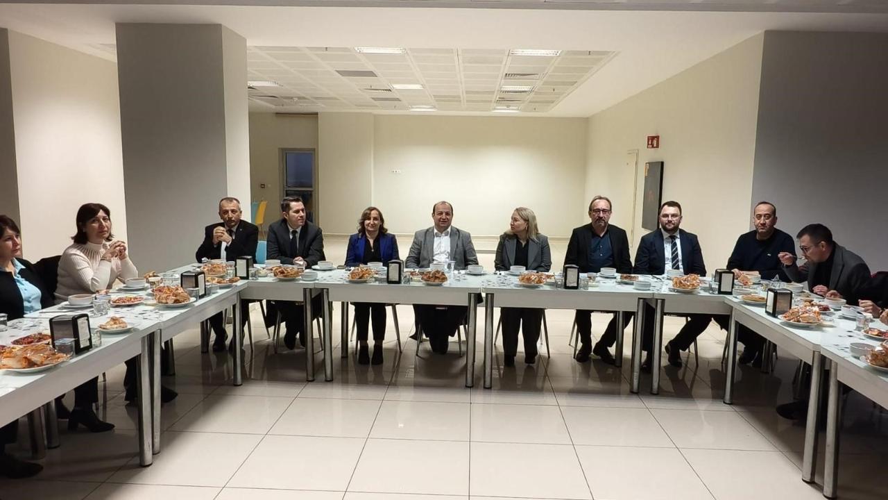 Manisa İl Sağlık Müdürlüğü’nün 17 İlçelik İftar Buluşmaları Başladı