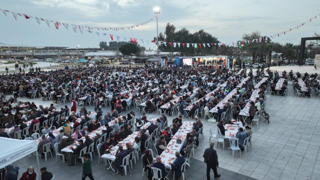 Manisa’da Ramazan Bereketi: 160 Bin Kişilik İftar Sofrası Kurulacak