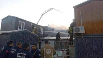 TOKİ şantiyesindeki yangın kontrol altına alındı: Can kaybı yaşanmadı!