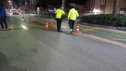 Hafif ticari araç yayaya çarptı: 73 yaşındaki adam yaralandı!