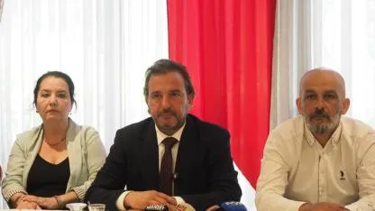 Görevden alınmışlardı! Parti üyeliğinden de istifa etti