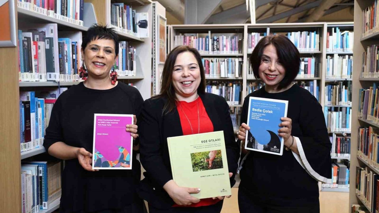 İEÜ Yayınevi dünya sahnesinde