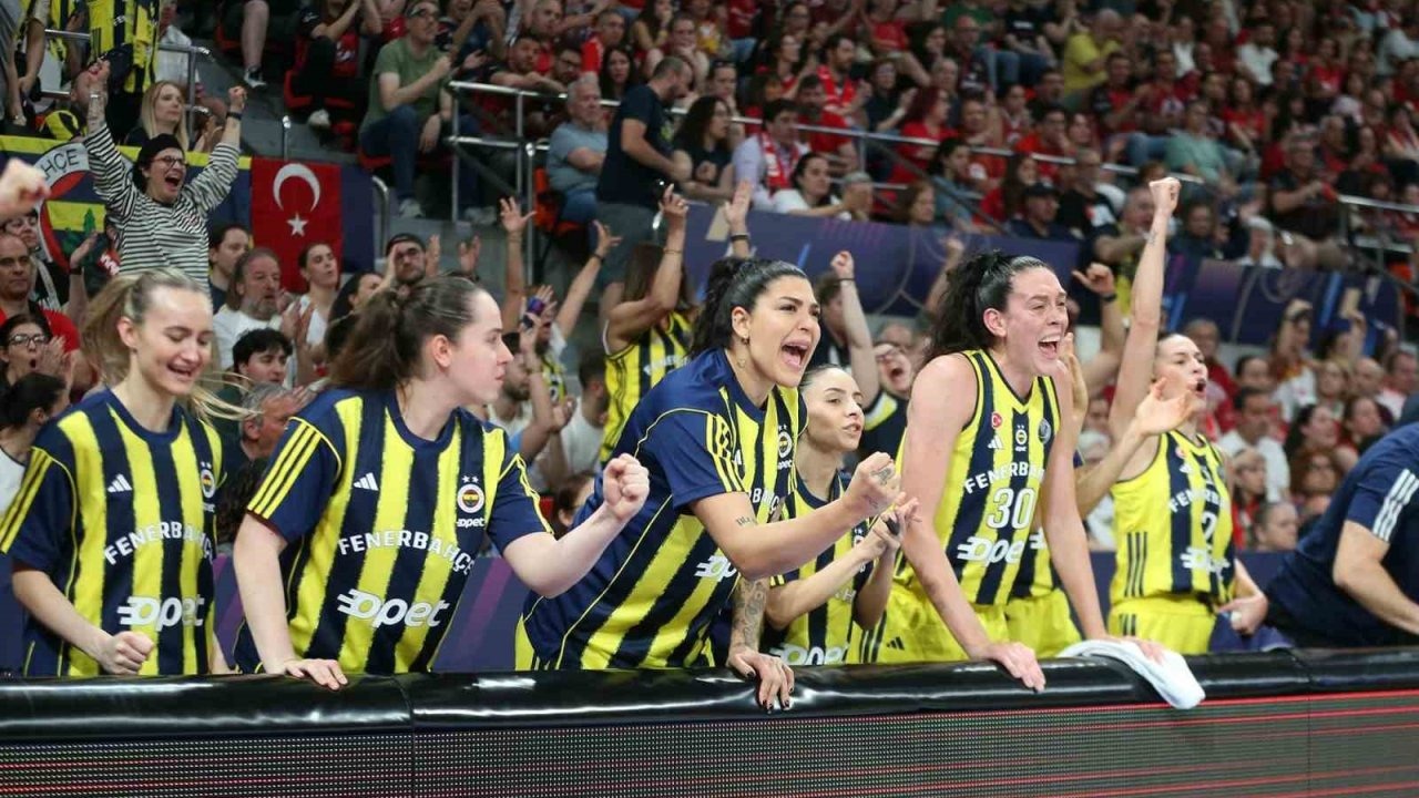 Kadınlar Euroleague’de 3. kez şampiyon Fenerbahçe