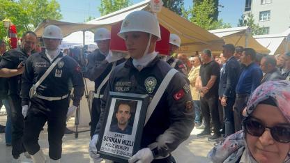 Şehit polisin cenazesinde gözyaşları sel oldu