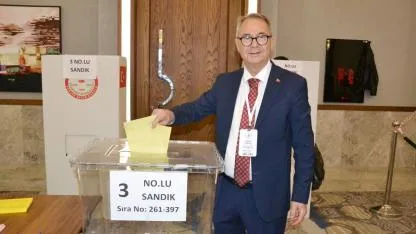 36 yıllık başkan güven tazeledi