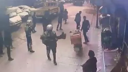 Yangında mahsur kalan 76 yaşındaki kadını jandarma kurtardı