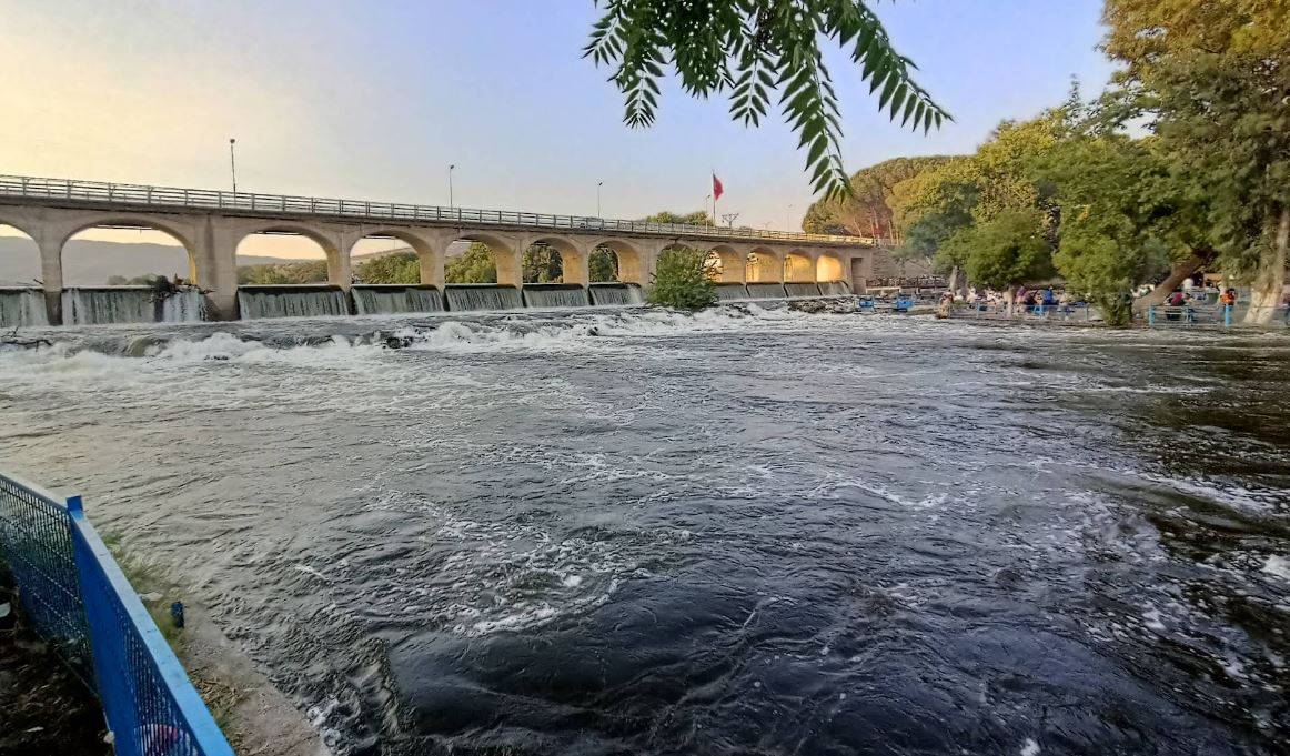 Manisa'da serinlemek isteyenler akın ediyor! Doğasıyla büyülüyor