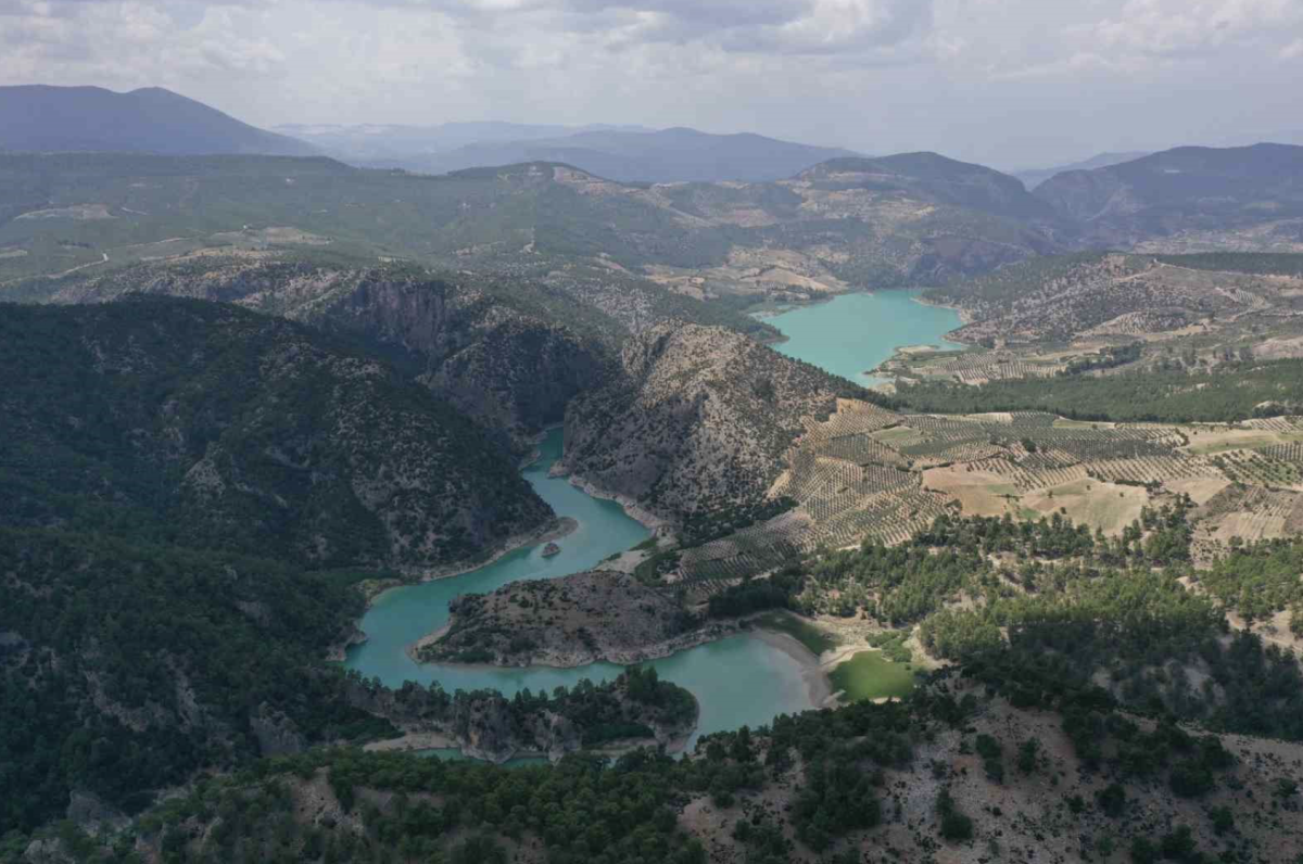 3 ilin sınırında saklı cennet: Arapapıştı Kanyonu”