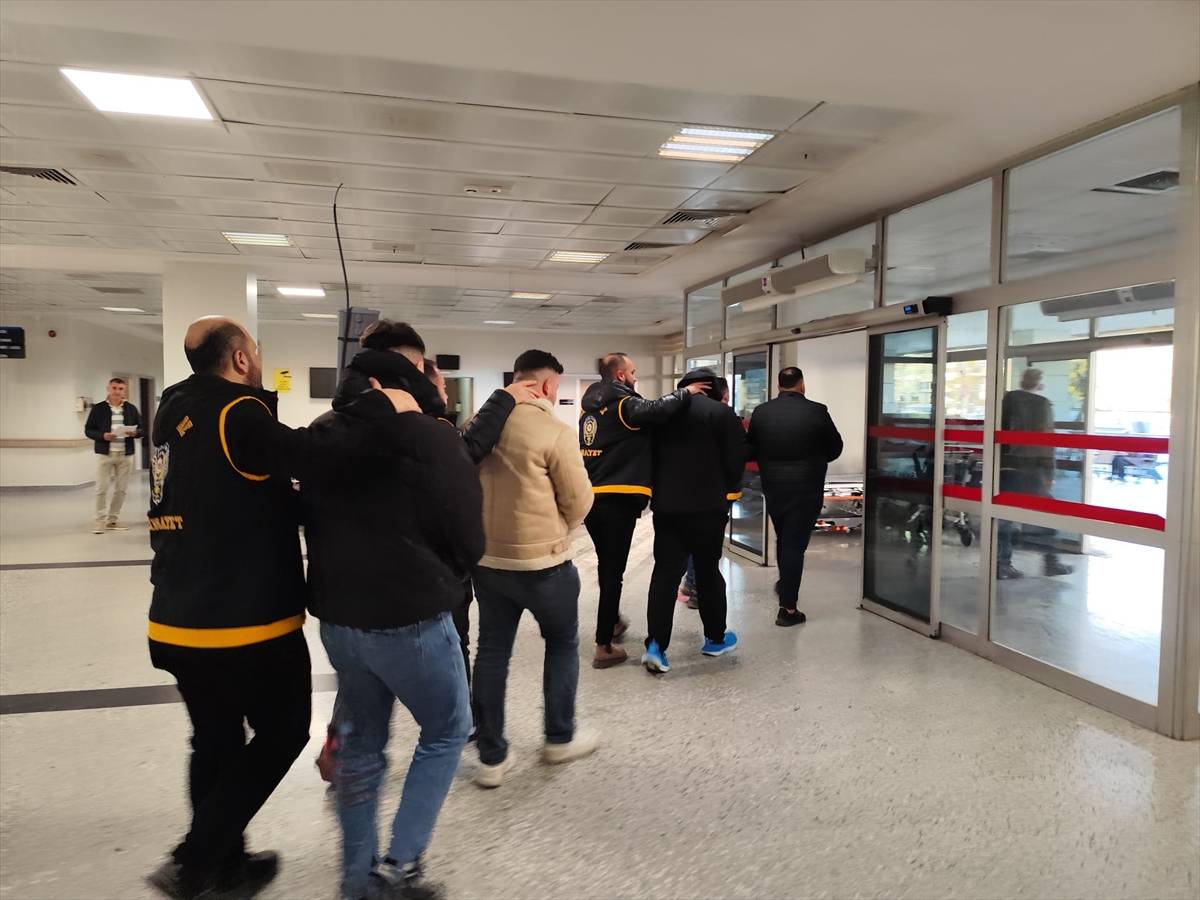 Manisa'da 2 kişinin yaralandığı silahlı kavgada 6 şüpheli tutuklandı