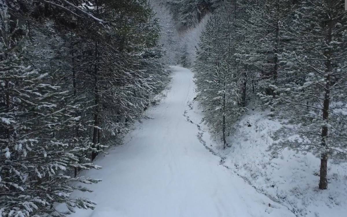 Demirci’de Kar Güzelliği: Dağlar ve Yollar Beyaza Büründü